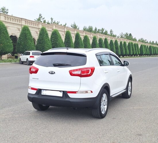 Kia Sportage 2012, 121,000 km - 2.0 l - Bakı