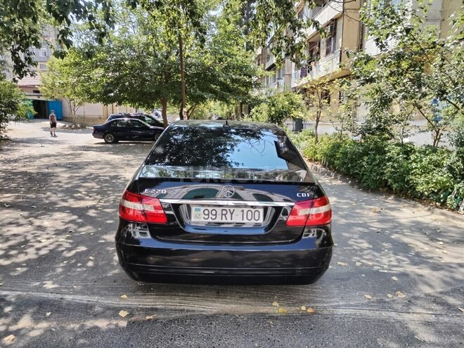 Mercedes E 220 d 2011, 354,780 km - 2.2 l - Bakı