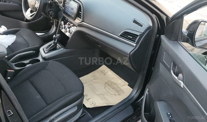 Hyundai Elantra 2019, 103,000 km - 2.0 l - Bakı