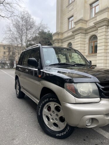 Mitsubishi Pajero io 2000, 450,000 km - 1.8 л - Bakı