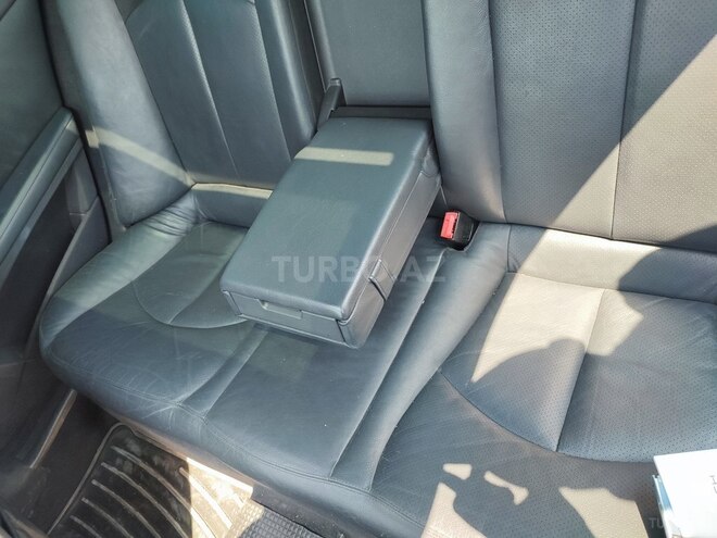 Mercedes E 220 d 2002, 433,600 km - 2.2 l - Bakı