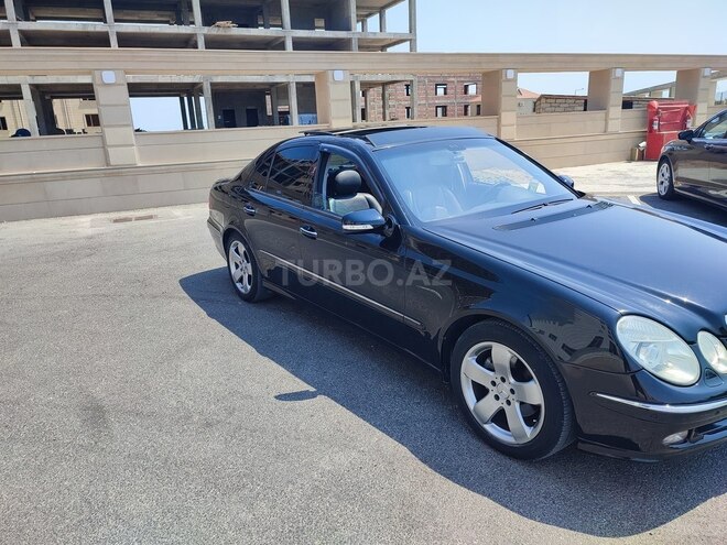 Mercedes E 220 d 2002, 433,600 km - 2.2 l - Bakı