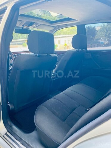 Mercedes E 220 d 2000, 229,000 km - 2.2 l - Bakı