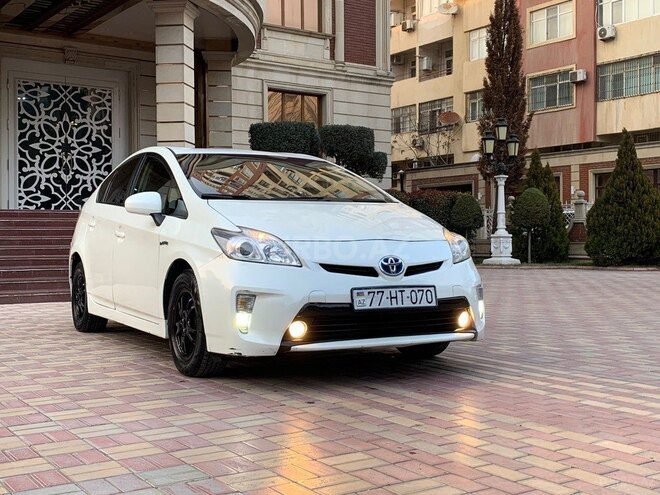 Toyota Prius 2013, 480,000 km - 1.8 л - Bakı