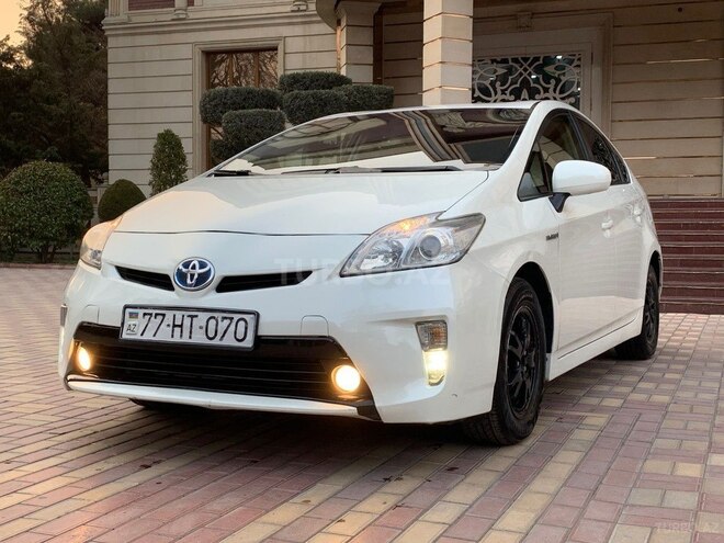 Toyota Prius 2013, 480,000 km - 1.8 л - Bakı