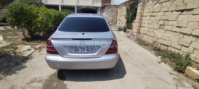 Mercedes E 220 d 2002, 390,000 km - 2.2 l - Bakı