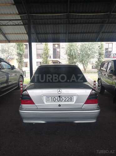 Mercedes C 180 1999, 499,000 km - 1.8 л - Naftalan