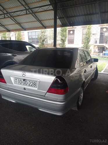 Mercedes C 180 1999, 499,000 km - 1.8 л - Naftalan