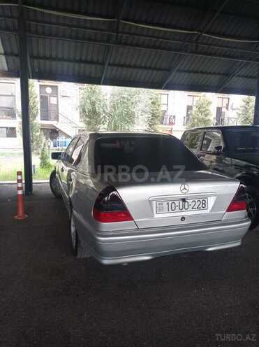 Mercedes C 180 1999, 499,000 km - 1.8 л - Naftalan