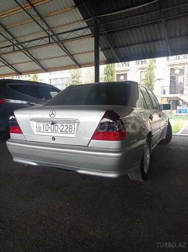 Mercedes C 180 1999, 499,000 km - 1.8 л - Naftalan