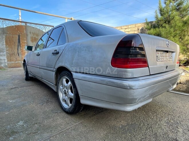 Mercedes C 220 d 2000, 275,000 km - 2.2 l - Bakı