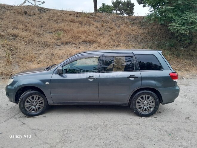 Mitsubishi Airtrek 2001, 351,000 km - 2.0 л - Bakı