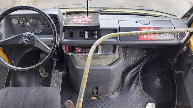Mercedes 208 D 1992, 555,000 km - 2.3 л - Tərtər