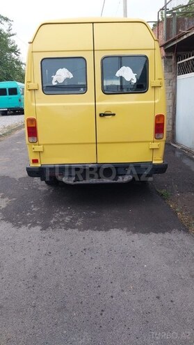 Mercedes 208 D 1992, 555,000 km - 2.3 л - Tərtər