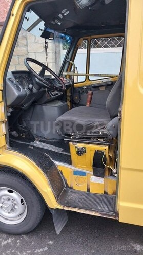 Mercedes 208 D 1992, 555,000 km - 2.3 л - Tərtər