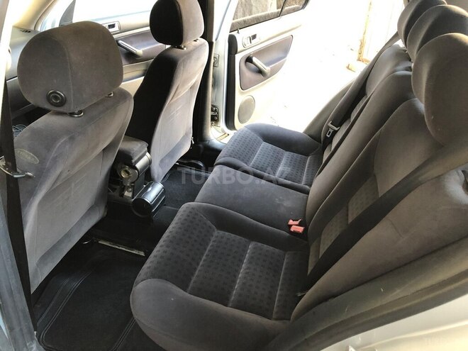 Volkswagen Golf 2002, 339,000 km - 2.0 л - Gəncə
