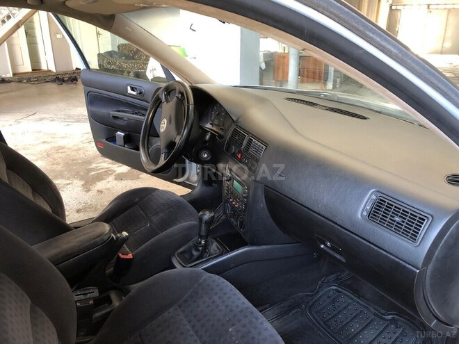 Volkswagen Golf 2002, 339,000 km - 2.0 л - Gəncə