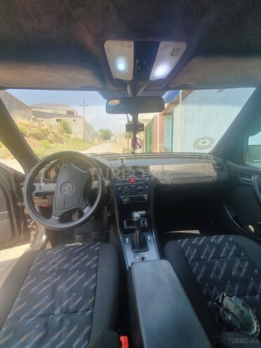Mercedes C 180 1999, 321,085 km - 1.8 l - Bakı