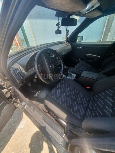 Mercedes C 180 1999, 321,085 km - 1.8 l - Bakı