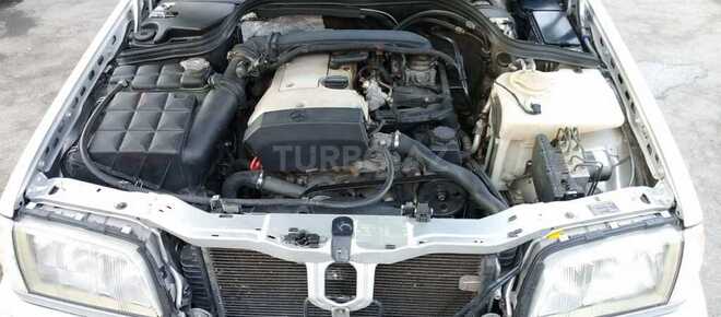 Mercedes C 200 2000, 450,000 km - 2.0 л - Bakı
