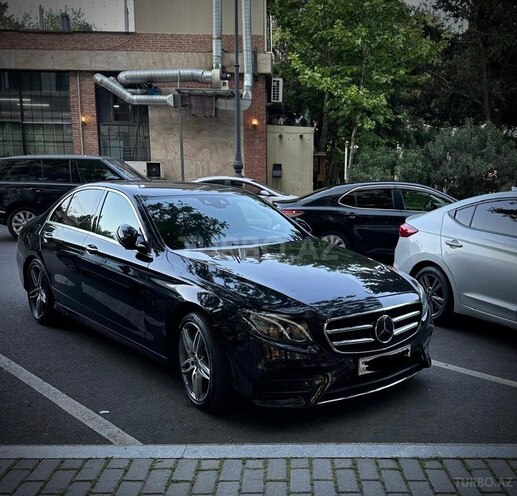 Mercedes E 350 e 2018, 86,000 km - 2.0 л - Bakı