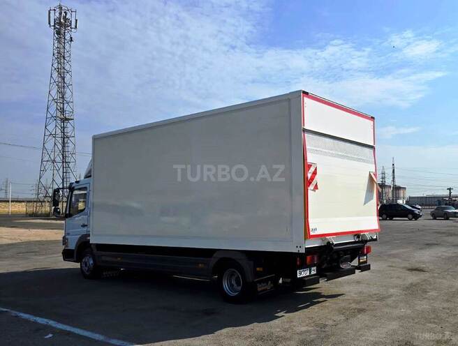 Mercedes Atego 818 2007, 284,000 km - 4.3 л - Bakı