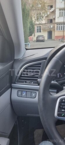Hyundai Elantra 2016, 133,576 km - 2.0 л - Bakı