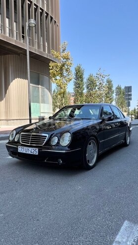 Mercedes  2002, 306,000 km - 5.4 l - Bakı