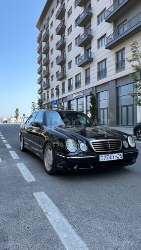Mercedes  2002, 306,000 km - 5.4 l - Bakı