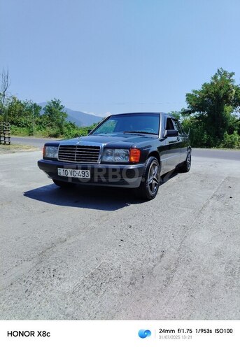 Mercedes 190 1992, 296,580 km - 2.0 l - Zaqatala