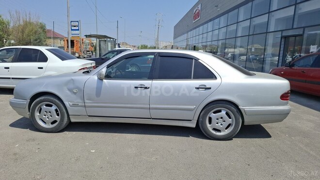 Mercedes E 220 d 1998, 677,710 km - 2.2 l - Bakı