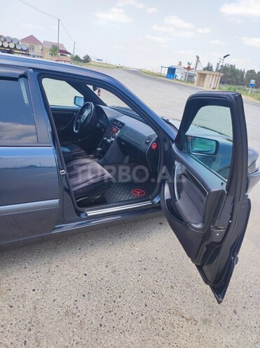 Mercedes C 180 1999, 200,000 km - 1.8 l - Biləsuvar