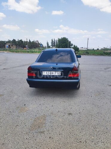 Mercedes C 180 1999, 200,000 km - 1.8 l - Biləsuvar
