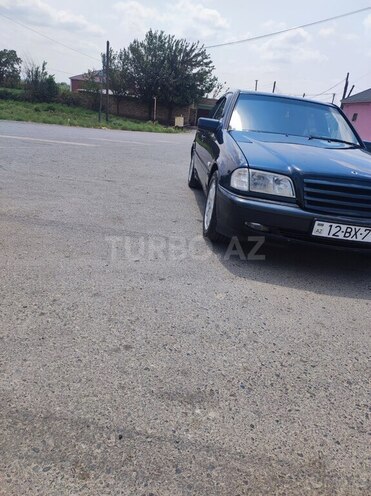 Mercedes C 180 1999, 200,000 km - 1.8 l - Biləsuvar