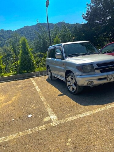 Mitsubishi Pajero io 2001, 211,000 km - 1.8 л - Bakı