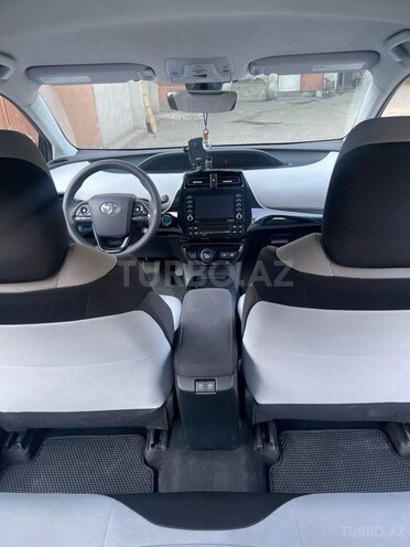 Toyota Prius 2021, 320,000 km - 1.8 l - Bakı