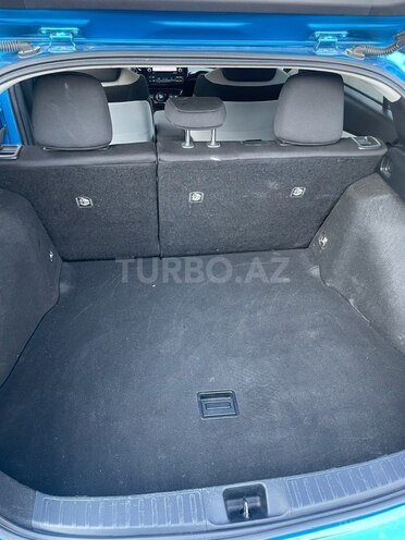 Toyota Prius 2021, 320,000 km - 1.8 l - Bakı