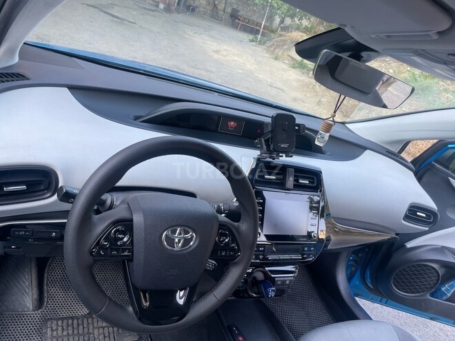 Toyota Prius 2021, 320,000 km - 1.8 l - Bakı