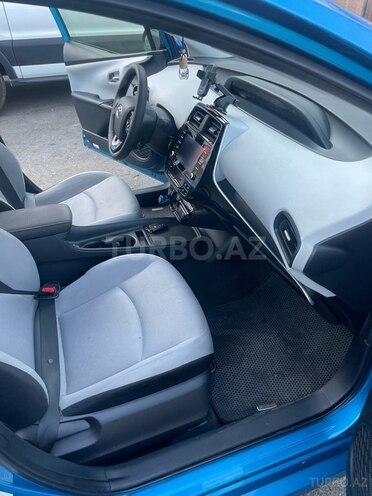 Toyota Prius 2021, 320,000 km - 1.8 l - Bakı