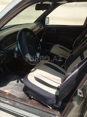 Mercedes 190 1990, 667,453 km - 2.0 l - Bakı