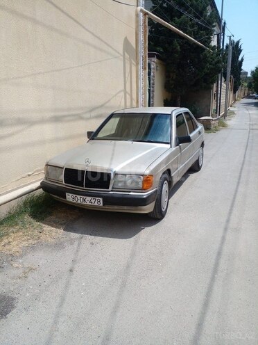 Mercedes 190 1990, 667,453 km - 2.0 l - Bakı