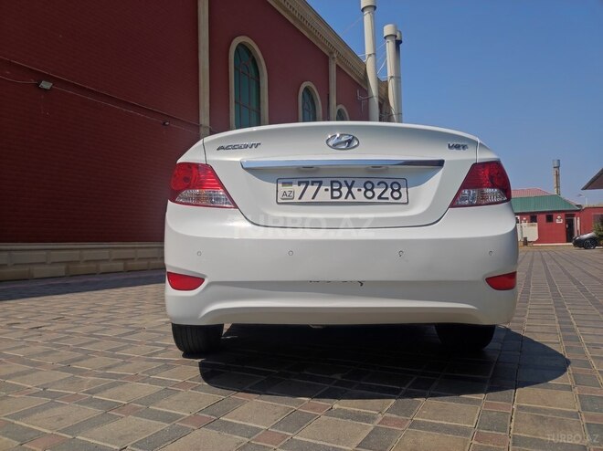 Hyundai Accent 2014, 218,900 km - 1.6 l - Şirvan