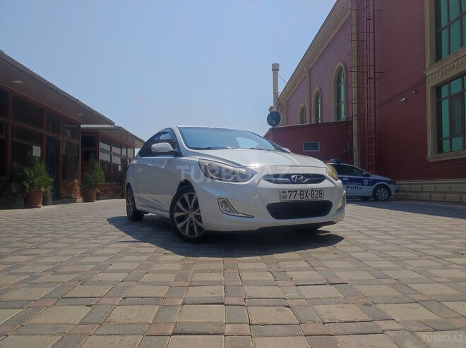 Hyundai Accent 2014, 218,900 km - 1.6 l - Şirvan