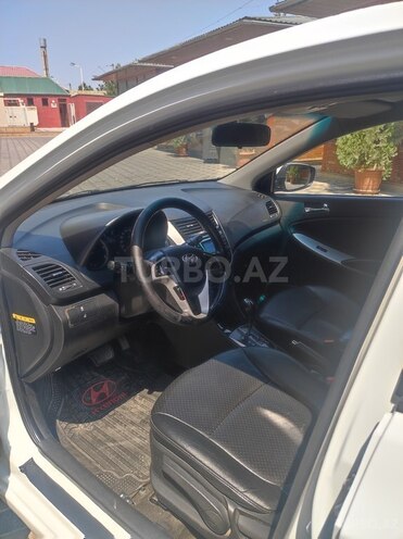 Hyundai Accent 2014, 218,900 km - 1.6 l - Şirvan