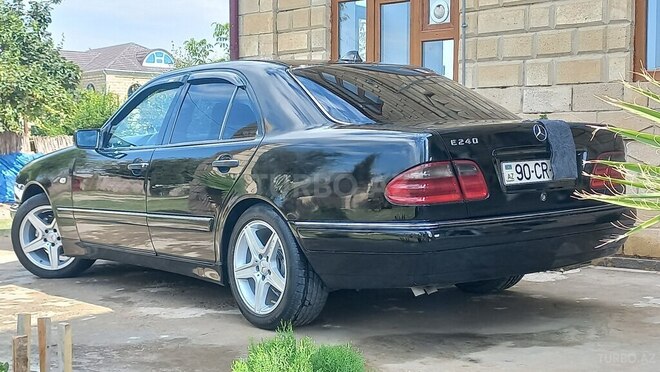 Mercedes E 240 1998, 290,000 km - 2.4 l - Şirvan