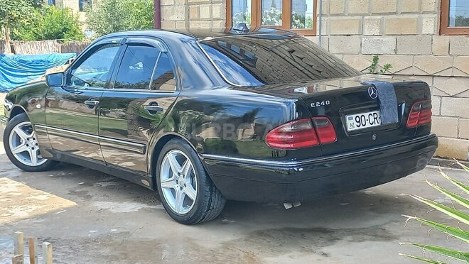 Mercedes E 240 1998, 290,000 km - 2.4 l - Şirvan