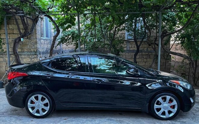 Hyundai Elantra 2013, 228,527 km - 1.8 l - Bakı