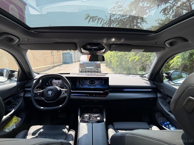 BMW 520 2023, 27,000 km - 2.0 l - Bakı
