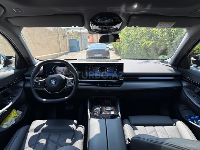 BMW 520 2023, 27,000 km - 2.0 l - Bakı