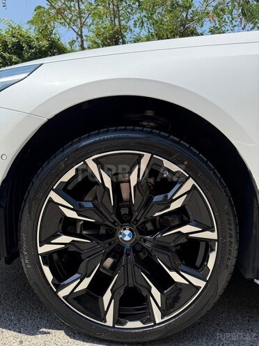BMW 520 2023, 27,000 km - 2.0 l - Bakı